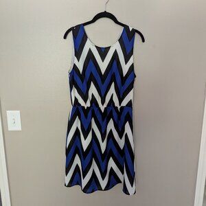 41 Hawthorne chevron dress blue white black
